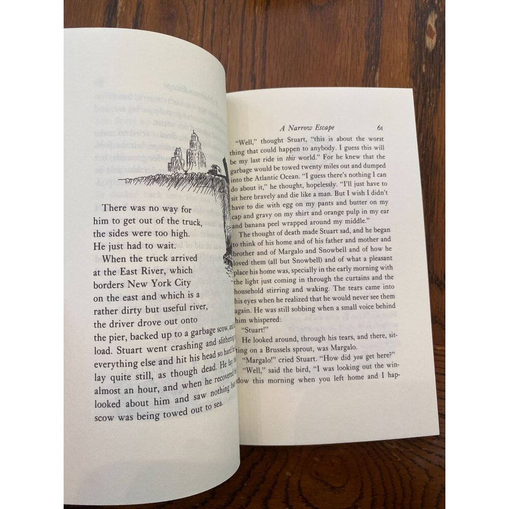 E.B. White 3 Novels In 1 - Charlotte's Web , Stuart Little - Picture 8 of 9